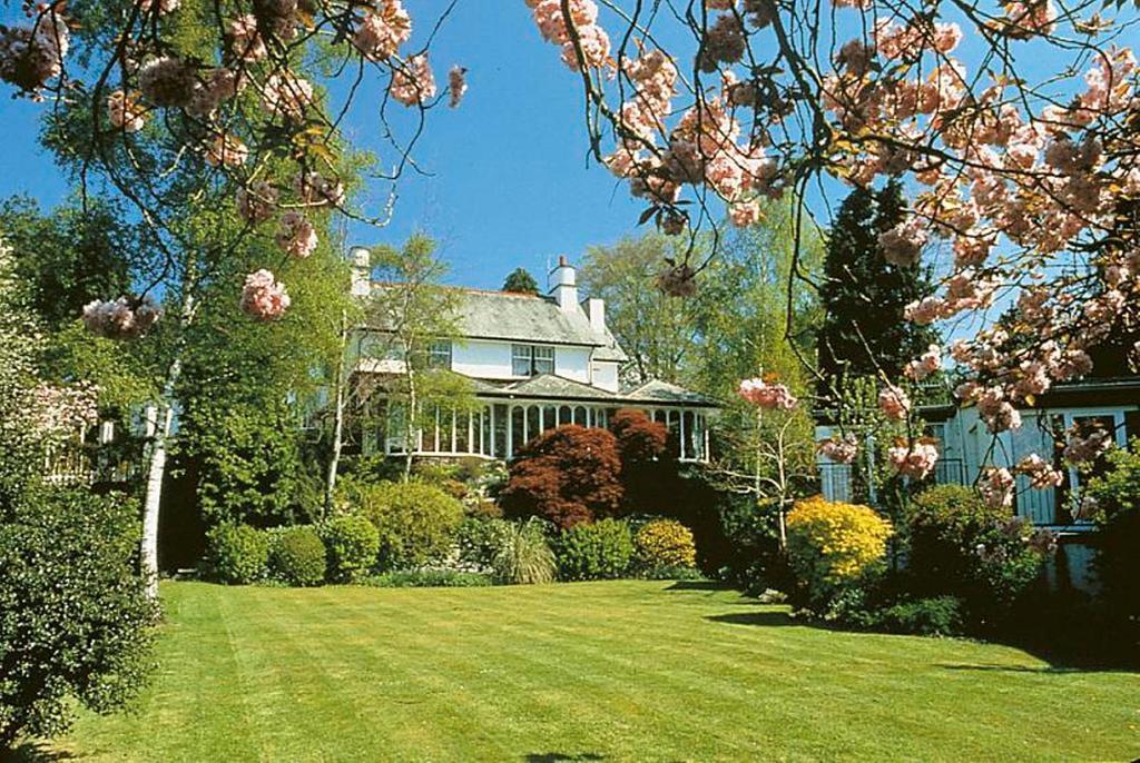 Burn How Garden Hotel - Bowness On Windermere Εξωτερικό φωτογραφία